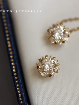 Little Sun S925 Sterling Silver Plated 14K Gold Necklace Pendant Retro Court Style Elegant Flower Style Elegant All-match Pendant HME