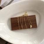 color: 18K Gold