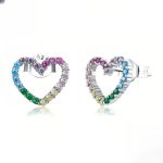 color: Pair of white gold (including silver ear plug)