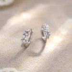 color: white gold