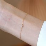 color: 18K Gold