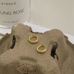 color: 18K Gold