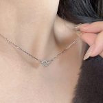 color: white gold