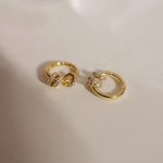 color: 18K Gold Pair