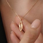 color: 18K Gold