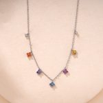 color: Four-leaf clover necklace "white gold]