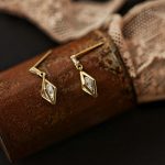 color: Gold Pair (with Silver Ear Plug)