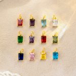 color: Gold Pendant / Style: Twelve months (12 pieces)