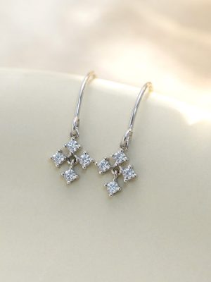 S925 Sterling Silver Light Luxury Four-leaf Clover Earrings with Zircon Retro Tassel Elegant Earrings All-match Ear Jewelry