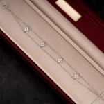 color: 4 Flowers-White Gold
