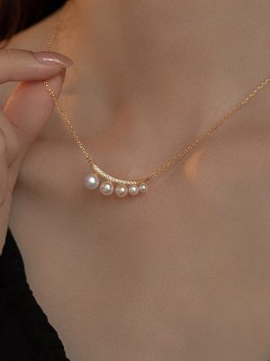 Crescent Full Diamond Pearl ~ S925 Silver Plated 18K Silver Crescent Gradient Clavicle Chain Entry Luxury French Style Necklace