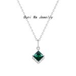 color: white gold