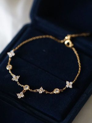 925 Silver Plated 18K Gold Four-leaf Clover White Stone Bracelet Simple Elegant High-grade Exquisite Light Luxury Style Overlapping Wearing All-match