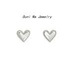 color: white gold