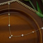 color: 18k gold