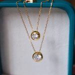 color: Large 18K Gold