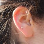 color: 18K gold pair (with earplugs)