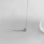 color: white gold