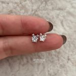 color: Gold Pair