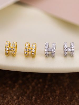 New S925 Sterling Silver Diamond H Stereo Earrings for Women Korean Inspired Light Luxury High-end Exquisite Simple Small Earrings