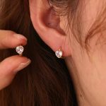color: 18K Gold