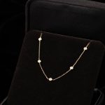 color: 18K gold (with pieces)