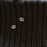 color: 14K gold pair (with earplugs)