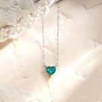 color: Necklace / Style: white gold