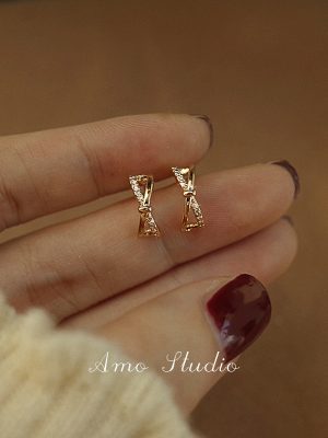 S925 sterling silver gold-plated bow stud earrings female design high-grade temperament all-match earrings HME
