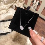 color: white gold