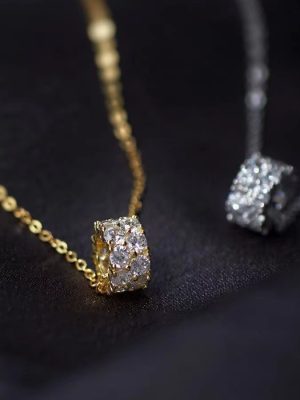 S925 Sterling Silver Gold Plated Full Diamond Kaleidoscope Necklace Women's Exquisite Shining Design Zircon Inlaid Clavicle Chain Ouni Na