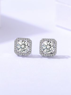Fat Donglai Same Style s925 Sterling Silver Super Flash Moissanite Small Square Sugar Earrings for Women Light Luxury Fashion High Elegant Earrings