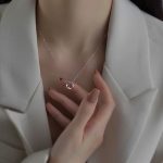 color: white gold