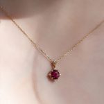 color: 18k gold