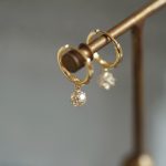 color: 14K gold pair (1.45 g/pair)