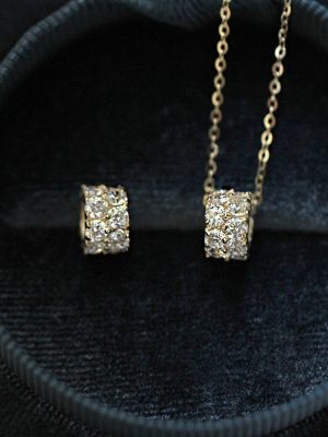 S925 Sterling Silver 18k Gold Design Small Man Waist Necklace Women's Ins Wind Full Diamond Pendant Clavicle Chain