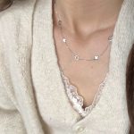 color: white gold