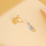 color: Gold Croissant Pendant / Style: white gold