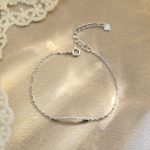 color: white gold