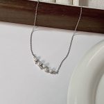 color: white gold