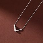 color: white gold
