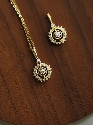 S925 Sterling Silver Plated 14K Gold Lucky Flash Diamond Compasses Necklace Women's Retro Design Exquisite High-grade Clavicle Chain