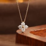 S925 Sterling Silver Gold Plated Lucky Four-leaf Clover Shiny Zircon Pendant Necklace Daily Light Luxury Clavicle Chain Female HME