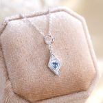 color: blue love