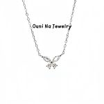 color: white gold