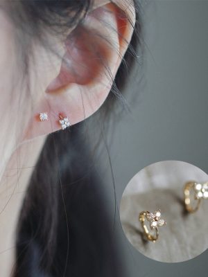 925 Sterling Silver Plated 18K Gold Mini Four-leaf Clover Zircon Ear Ring Small Flower Elegant Simple All-match Earrings Ear Bone Ear Buckle