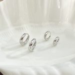 color: Large outer ring diameter is 15mm