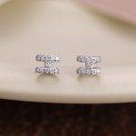 color: Diamond large H white gold/pair (including ear plug)