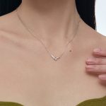 color: white gold