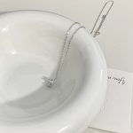 color: white gold